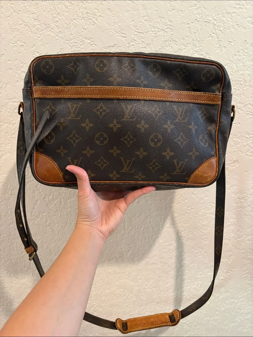Louis Vuitton authentic louis